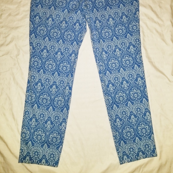 Old Navy Pixie pants EUC - Picture 3 of 6